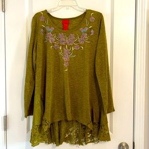 NWOT Embellished Lightweight Sweater